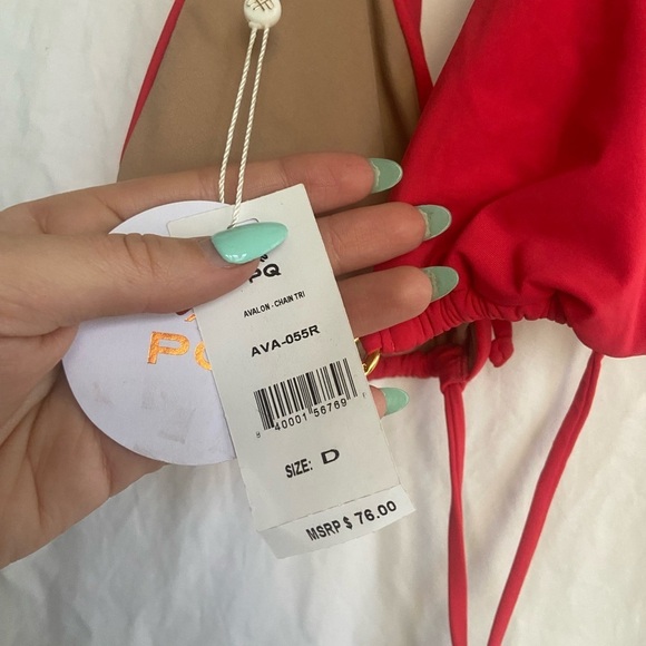 Revolve PQ Swim Avalon Red Chain Tri Bikini Top Size D NEW - Picture 8 of 11